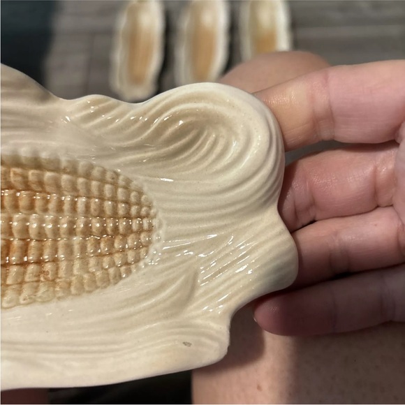 Corn on the Cobb ceramic holders. Vintage. Great shape and so cute.selling all6 - Picture 7 of 7